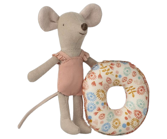 Strandmaus mit Schwimmring